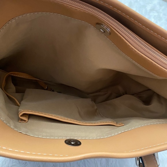 Giani Bernini Saffiano Leather Tote Handbag Blue Brown New - Picture 8 of 10